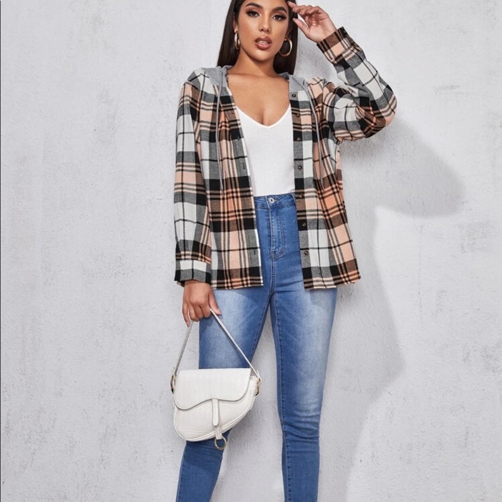 Trendy Button Front Hooded Shacket - Picture 4 of 6